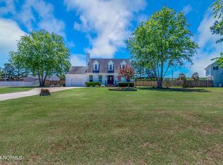 102 Currituck Sound Dr, Currituck, NC 27929