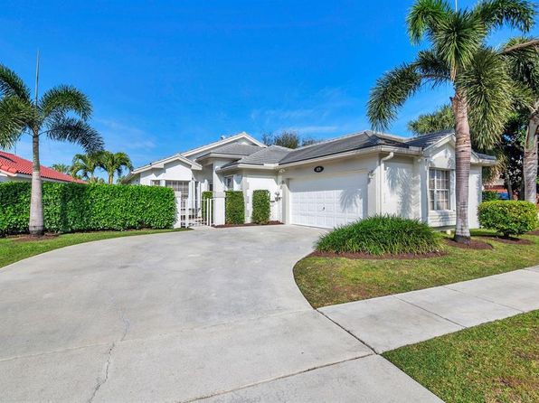 1839 S Club Dr
