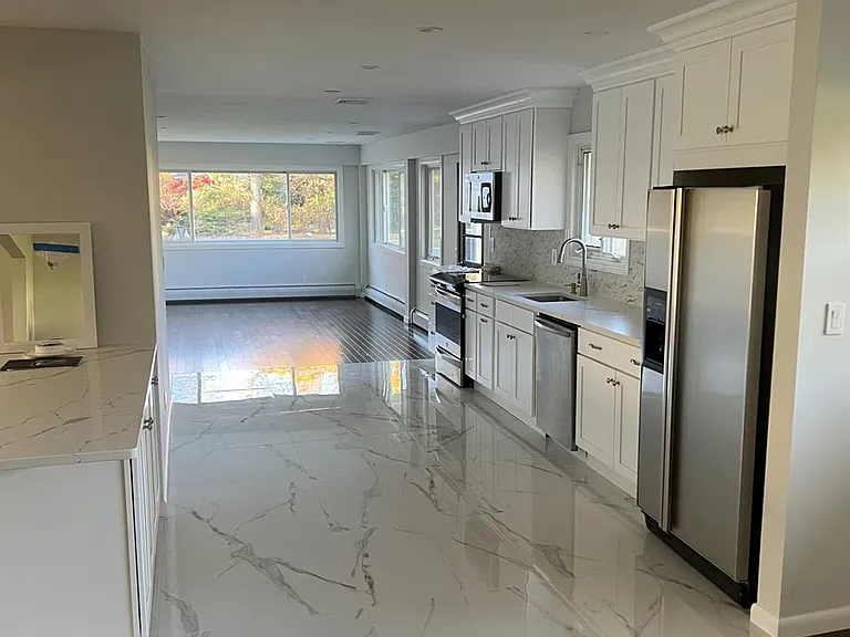 6 Oakridge Dr — Photo 4