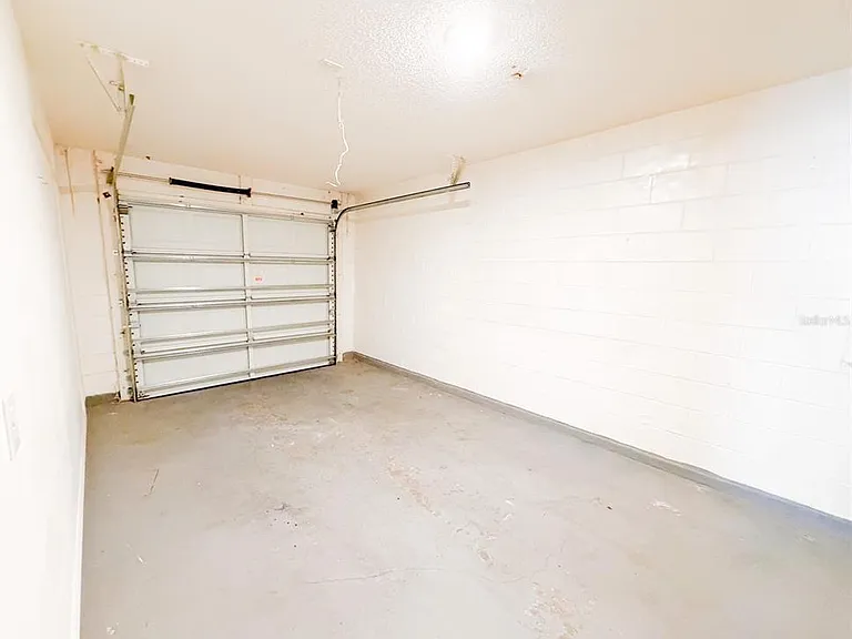 2420 Saint Augustine Blvd — Photo 22