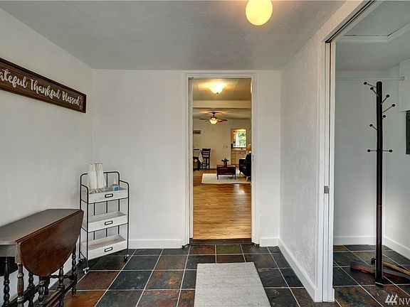 5th image of 25732 Lawson St
