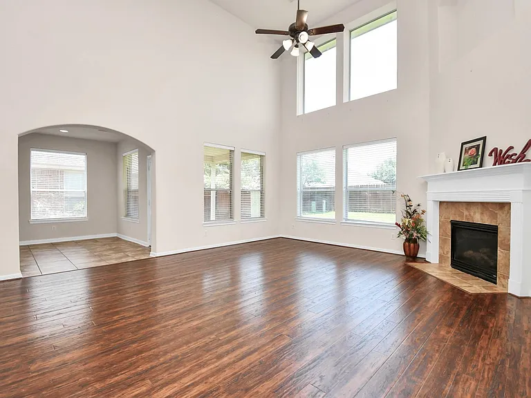 8627 Sweet Pasture Dr — Photo 13