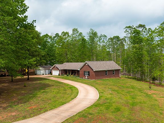 4th image of 48 Sweet Springs Rd