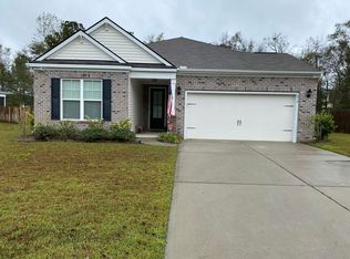 416 Rivers Row Dr, Moncks Corner, SC 29461