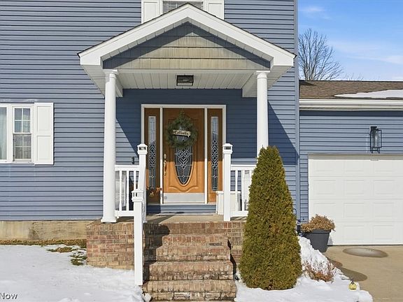 3rd image of 1705 16th Ave