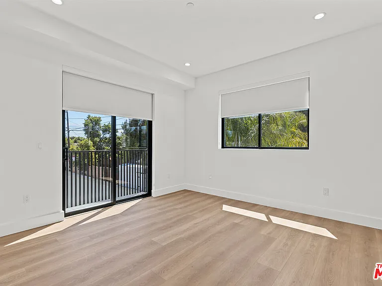 5839 Kester Ave #2 — Photo 6