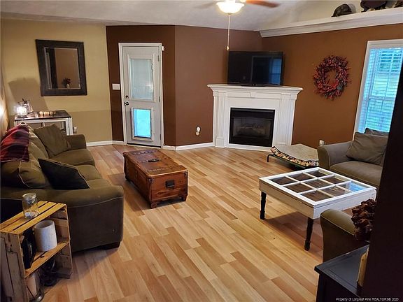 3rd image of 241 Canyon Dr