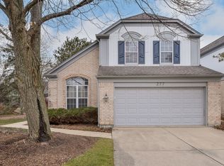 277 Lorraine Cir, Bloomingdale, IL 60108