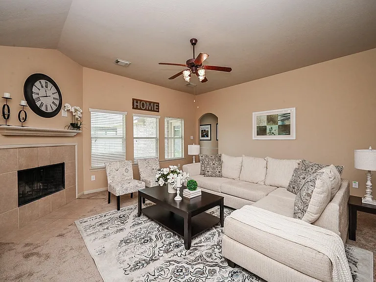 8010 Durham Run Ln — Photo 12