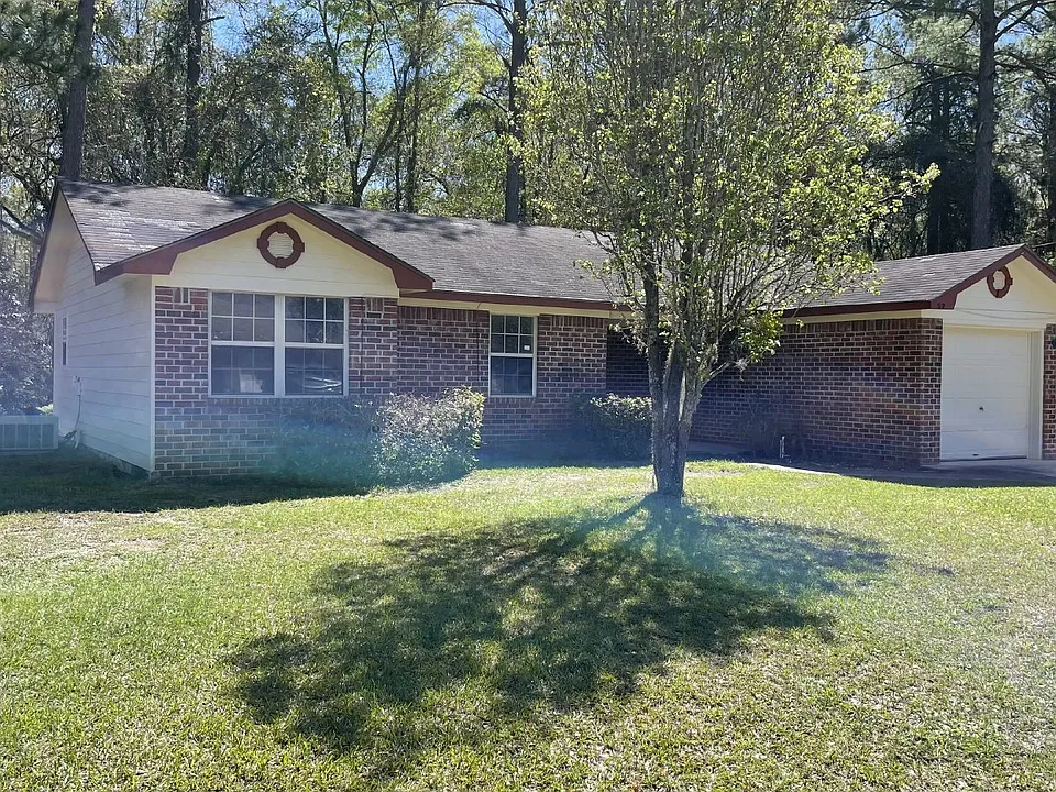 52 Bass Rd