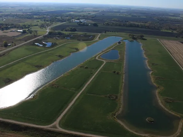 824 Beach Ball Ln, New Germany, MN 55367