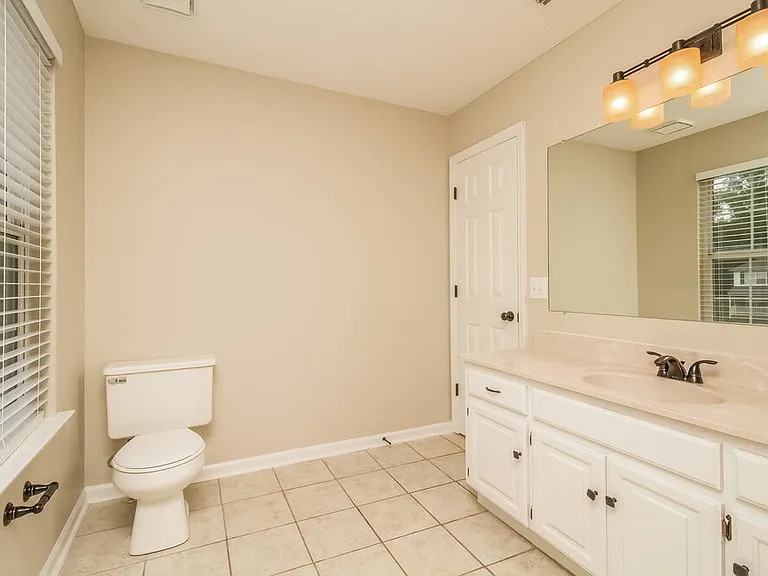 111 Springfield Dr — Photo 17