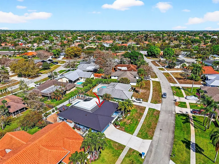 13808 Geranium Pl — Photo 45
