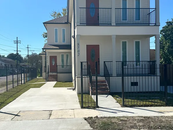 8704 Pritchard Pl, New Orleans, LA 70118