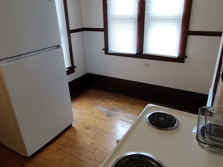 35 Calhoun St #D — Photo 12