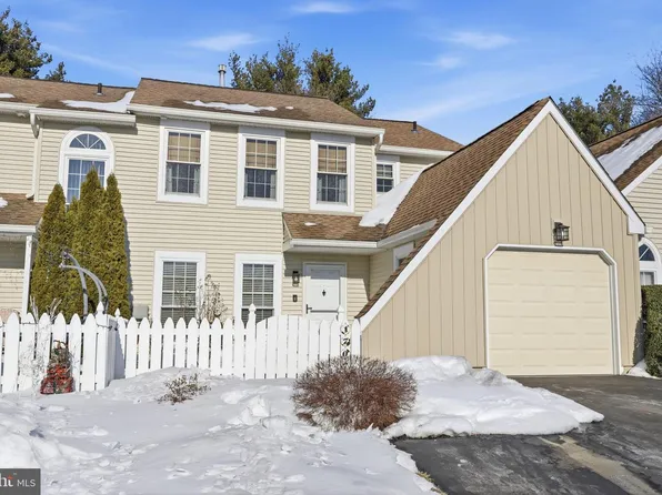1707 Fredendall Cir, Southampton, PA 18966