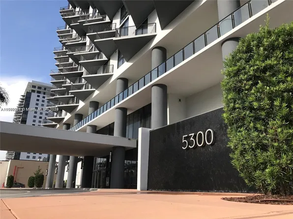 5300 NW 85th Ave APT 307, Miami, FL 33166