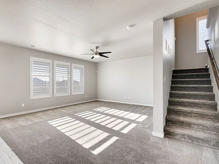 4346 N Nemea Ave — Photo 15