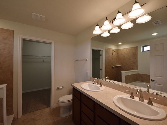 Available Now - 3428 Soaring Drive - Seamist - Owners Bathroom