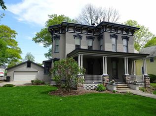 305 S Market St, Winamac, IN 46996