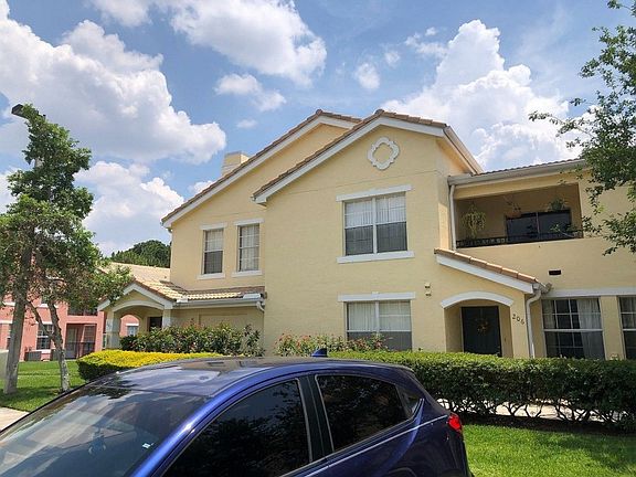 2nd image of 120 SW Peacock Blvd APT 11-206
