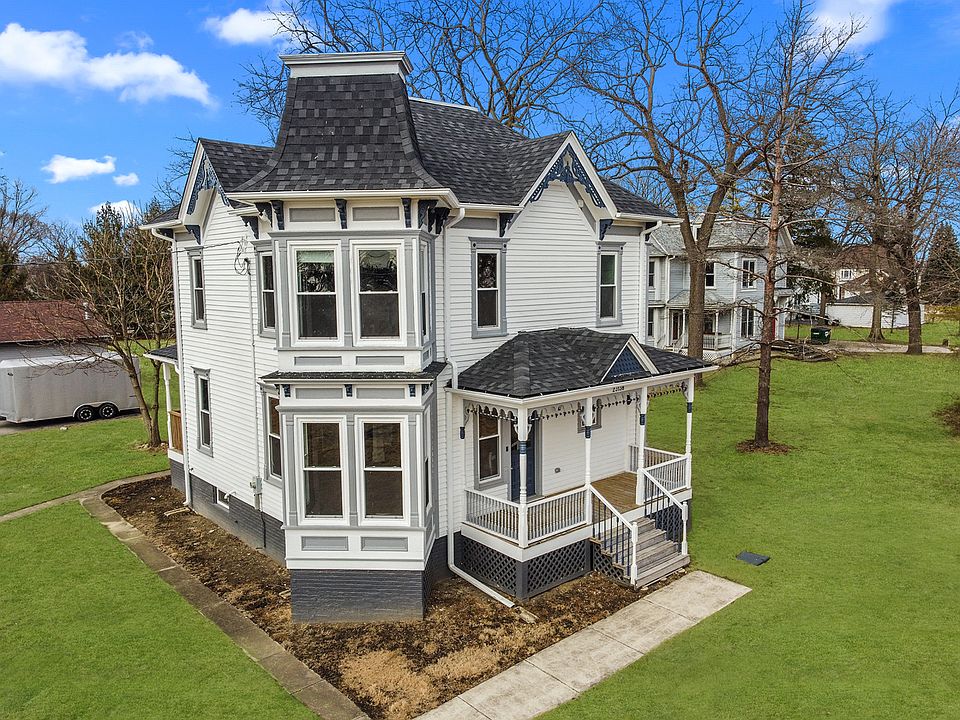 23138 N Main St, Prairie View, IL 60069 | Zillow