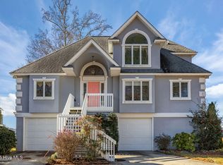 144 E River Acres Rd, Washington, NC 27889