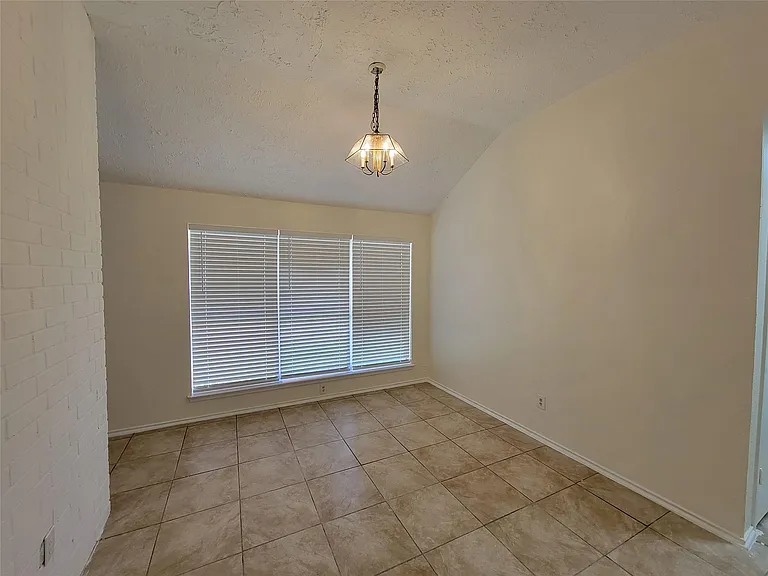 2034 Village Park Dr — Photo 4