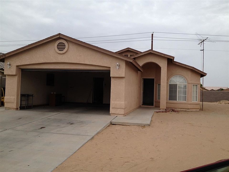 1st image of 1630 E San Pedro St