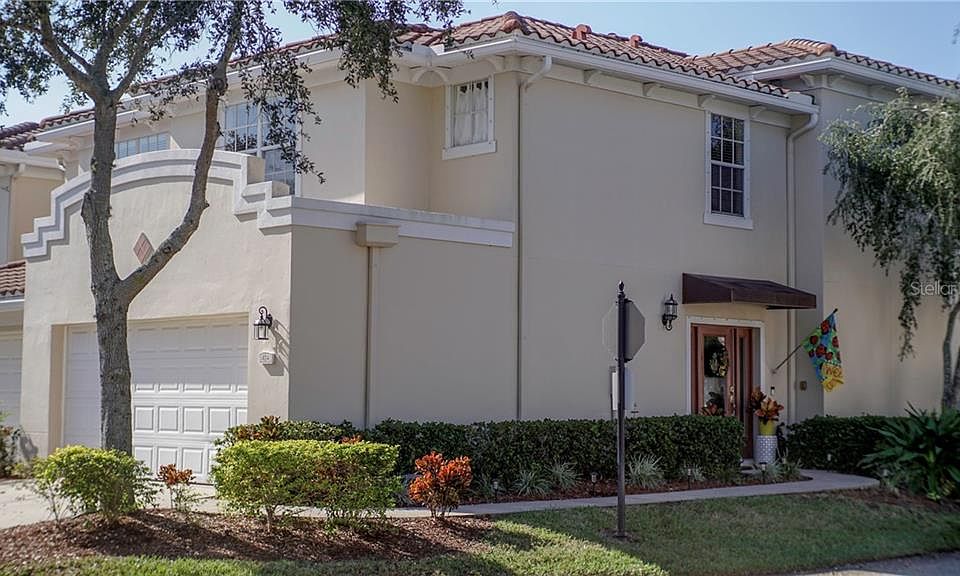 1st image of 424 Barcelona Dr