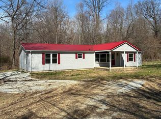 5817 N Rod And Gun Club Rd, Bruceville, IN 47516