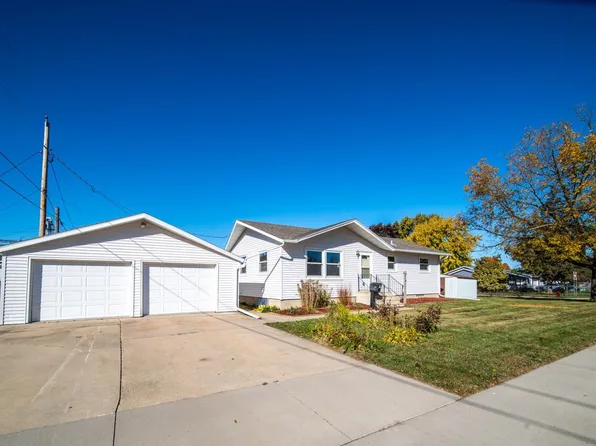 511 4th Ave SE, Stewartville, MN 55976