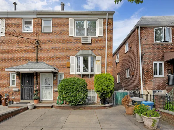 61-09 69th Place, Middle Village, NY 11379
