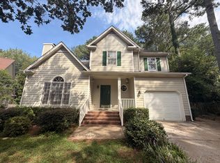 8812 Maplestead Dr, Raleigh, NC 27615