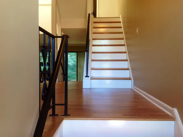 133 Florence Rd Unit F, Branford, CT 06405