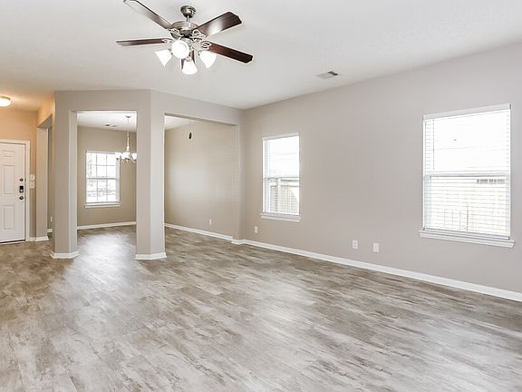 3rd image of 6018 Burnet Bend Ave