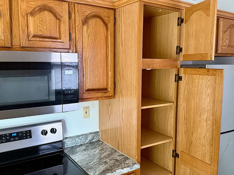 5101 Hickman Rd — Photo 5