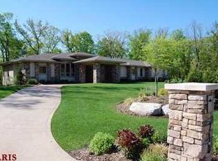 710 Crown Pointe Farms, Defiance, MO 63341