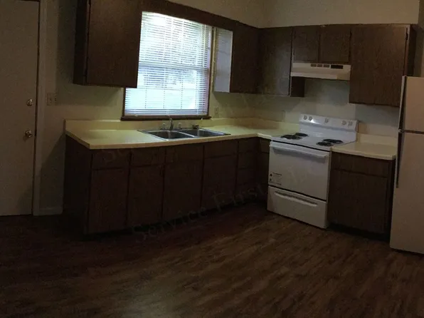 Greenfield Apartments, 503 Broad St APT 10, Greenfield, MO 65661