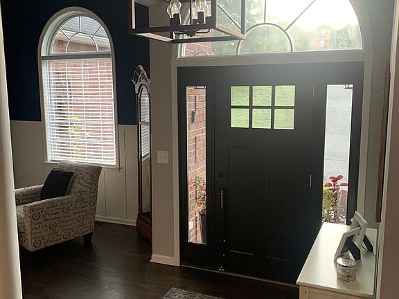 3rd image of 108 Mason Cir