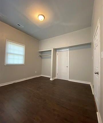 5th image of 1714 Smith Ave