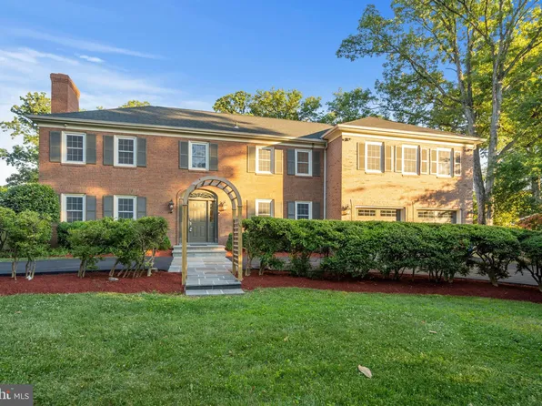 6007 Mayfair Ln, Alexandria, VA 22310