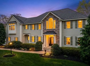 2 Barron Ct, Andover, MA 01810