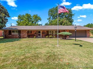 1509 Melmart Dr, Bartlesville, OK 74006