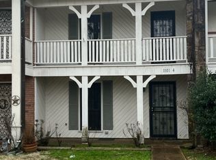 1101 River Rd APT 4, Greenwood, MS 38930