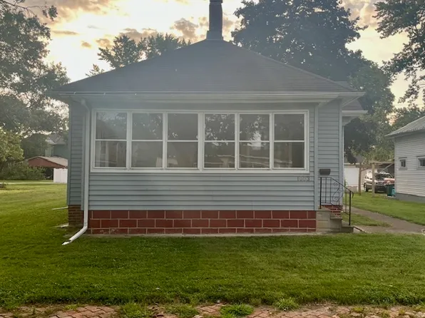 1003 Madison St, Streator, IL 61364