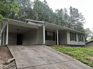 4030 Village Dr, Cohutta, GA 30710