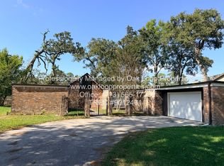 1607 Chestnut Ridge Rd, Humble, TX 77339