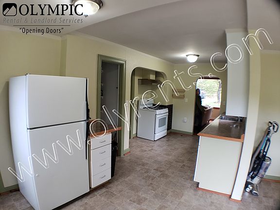 004 Kitchen (1)_05052022