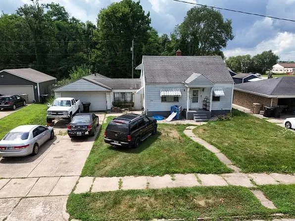 1919 S Carlisle St, South Bend, IN 46613